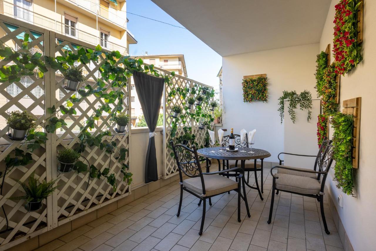 Elegant Location In Florence - 2 Free Parking! Exterior foto