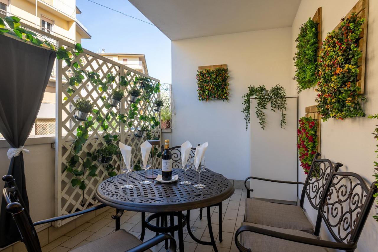 Elegant Location In Florence - 2 Free Parking! Exterior foto